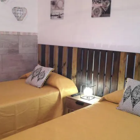 Con Piscina Privada Manitaga. *