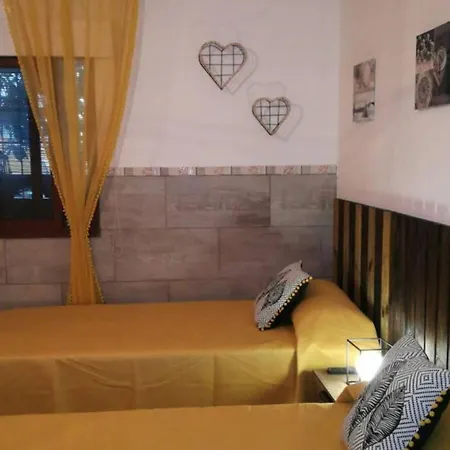 Con Piscina Privada Manitaga. Villa *
