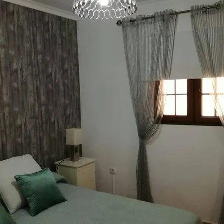Con Piscina Privada Manitaga. Villa *